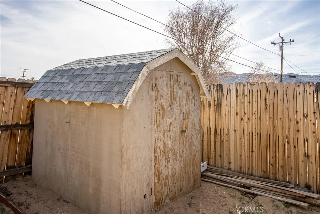 6185 Chia, Twentynine Palms, California 92277 home-pic-24