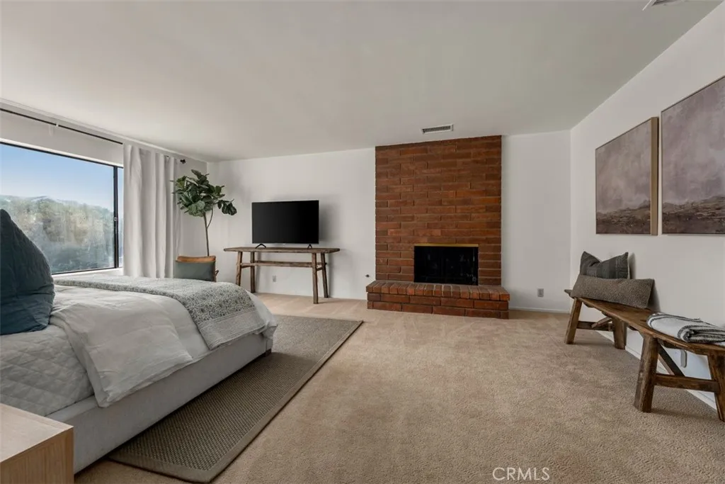 1208 Somerset, Newport Beach, California 92660 home-pic-14