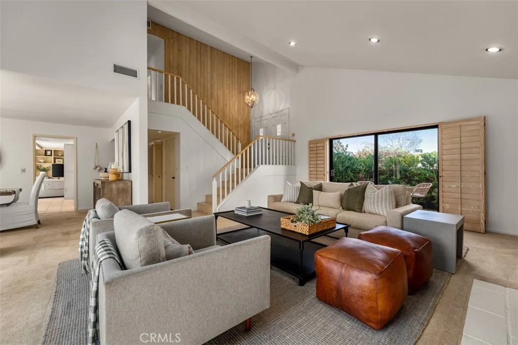 1208 Somerset, Newport Beach, California 92660 home-pic-12