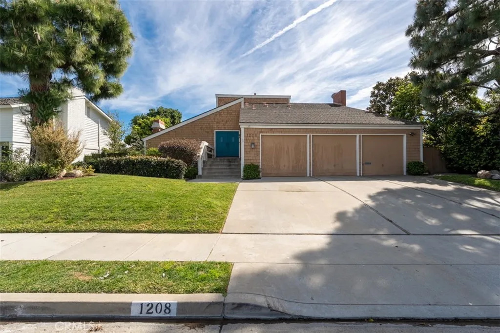 1208 Somerset, Newport Beach, California 92660 home-pic-24