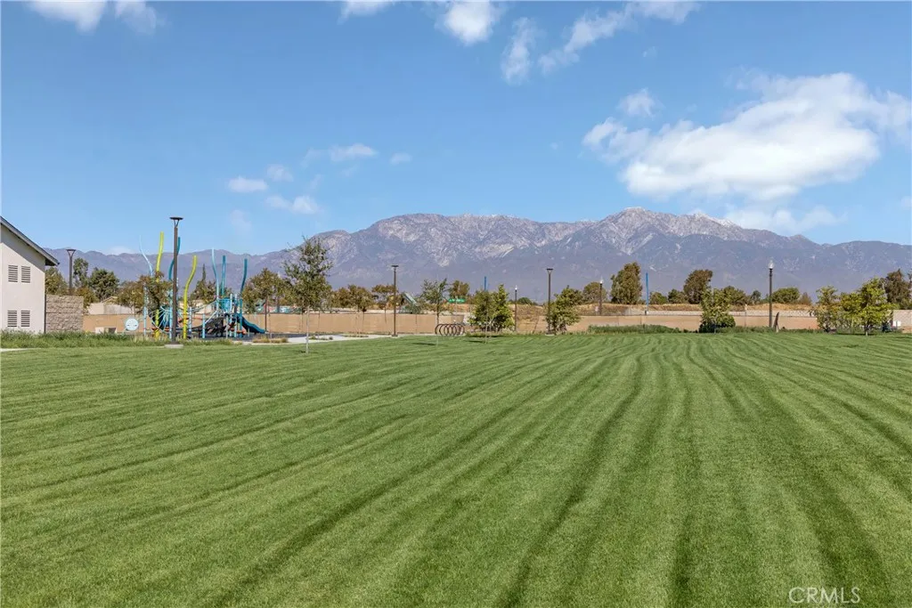 3268 South Agate Paseo, Ontario, California 91761 home-pic-9