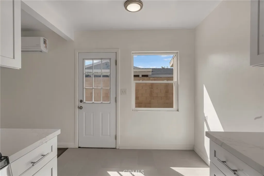 10202 Mina Avenue, Whittier, California 90605 home-pic-9