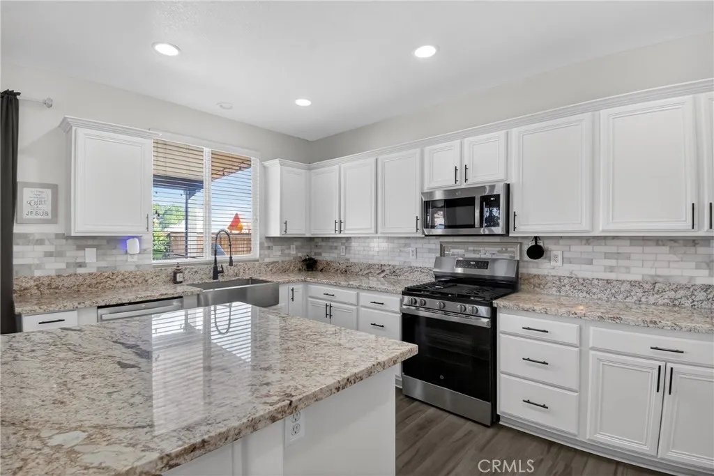 14016 Katelyn Street, Hesperia, California 92345 home-pic-9