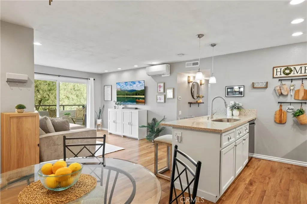 21931 Rimhurst 124k, Lake Forest, California 92630 home-pic-1