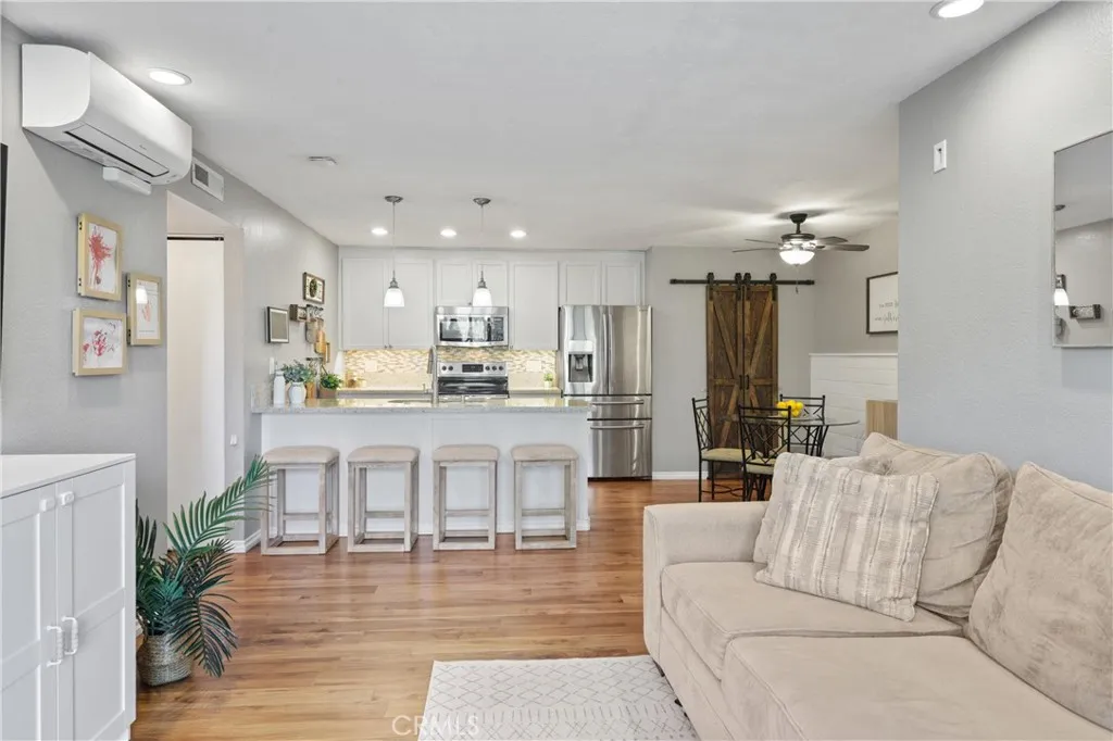 21931 Rimhurst 124k, Lake Forest, California 92630 home-pic-3