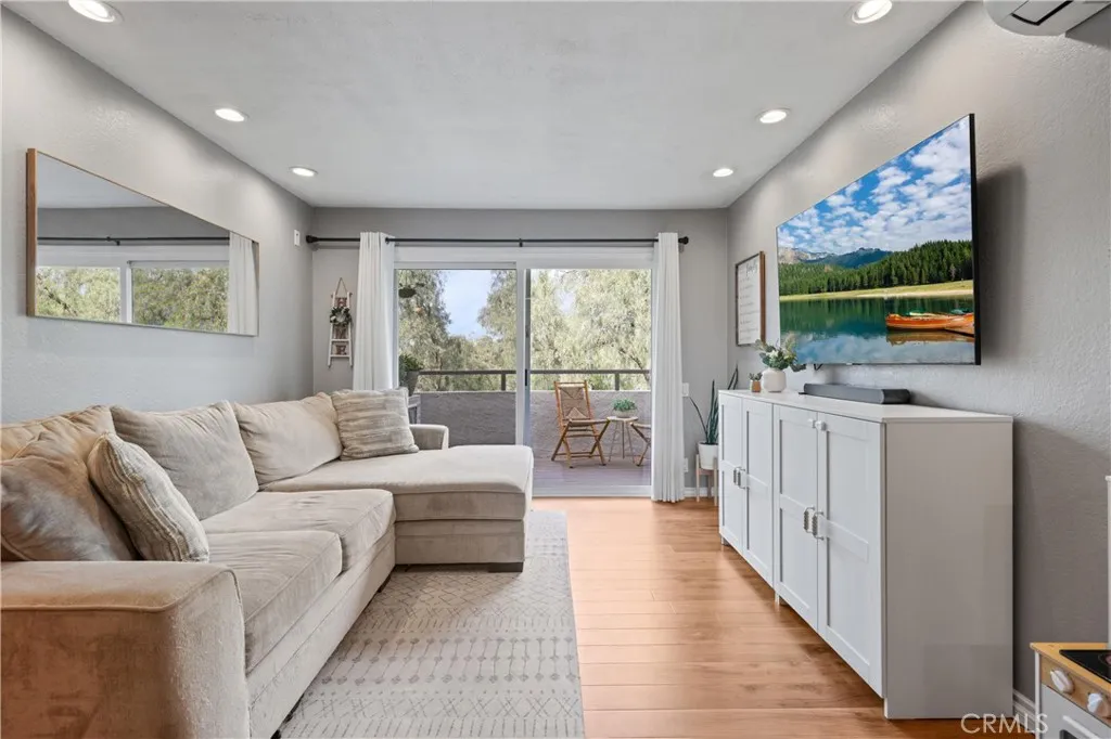 21931 Rimhurst 124k, Lake Forest, California 92630 home-pic-10