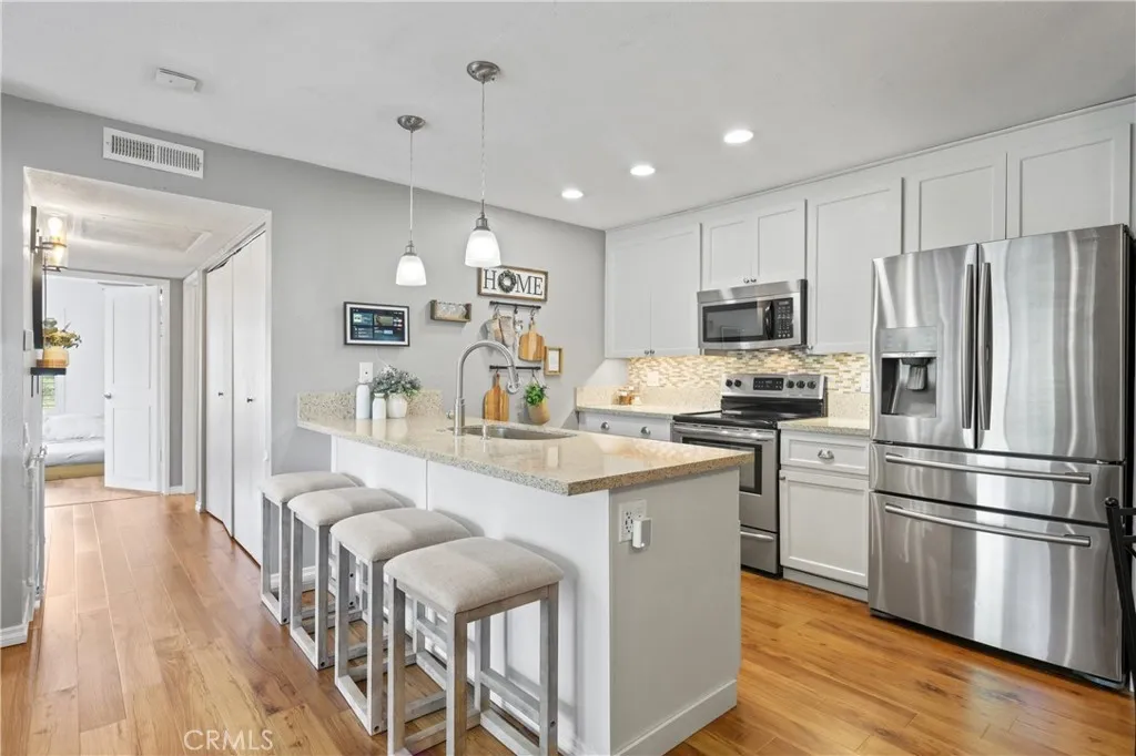 21931 Rimhurst 124k, Lake Forest, California 92630 home-pic-4