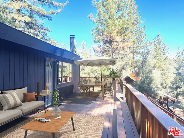 Wrap Around Deck