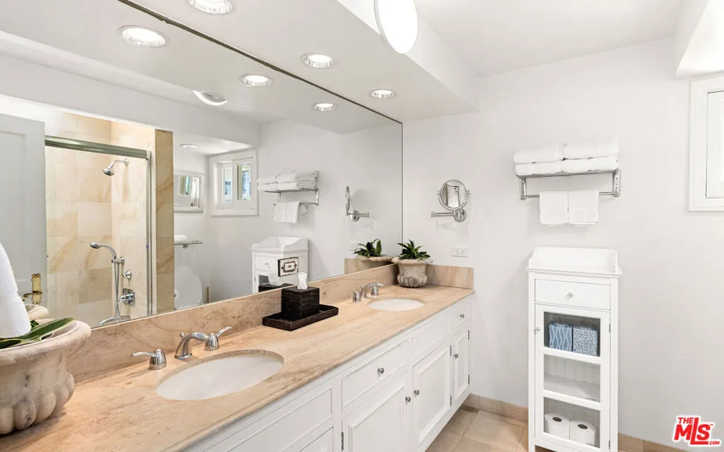 24216 Malibu Road, Malibu, California 90265 home-pic-36