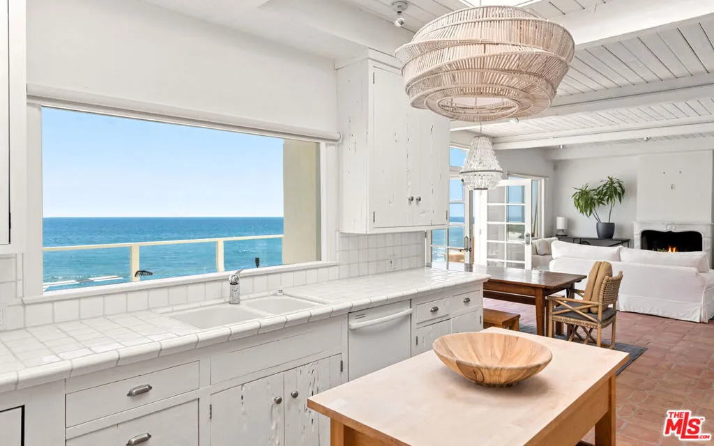 24216 Malibu Road, Malibu, California 90265 home-pic-29