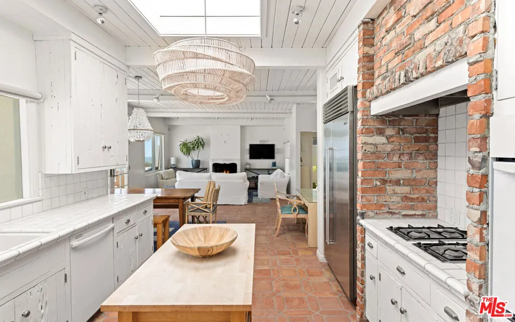 24216 Malibu Road, Malibu, California 90265 home-pic-30