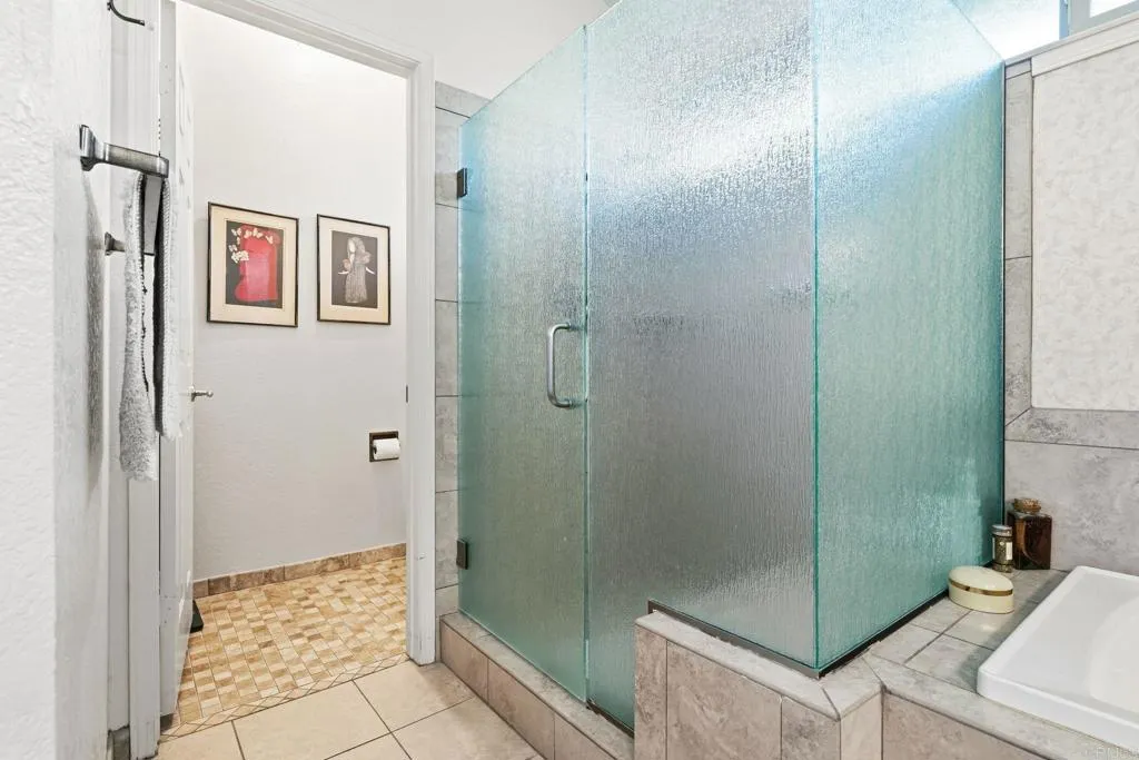 14911 Caminito Ladera, Del Mar, California 92014 home-pic-26