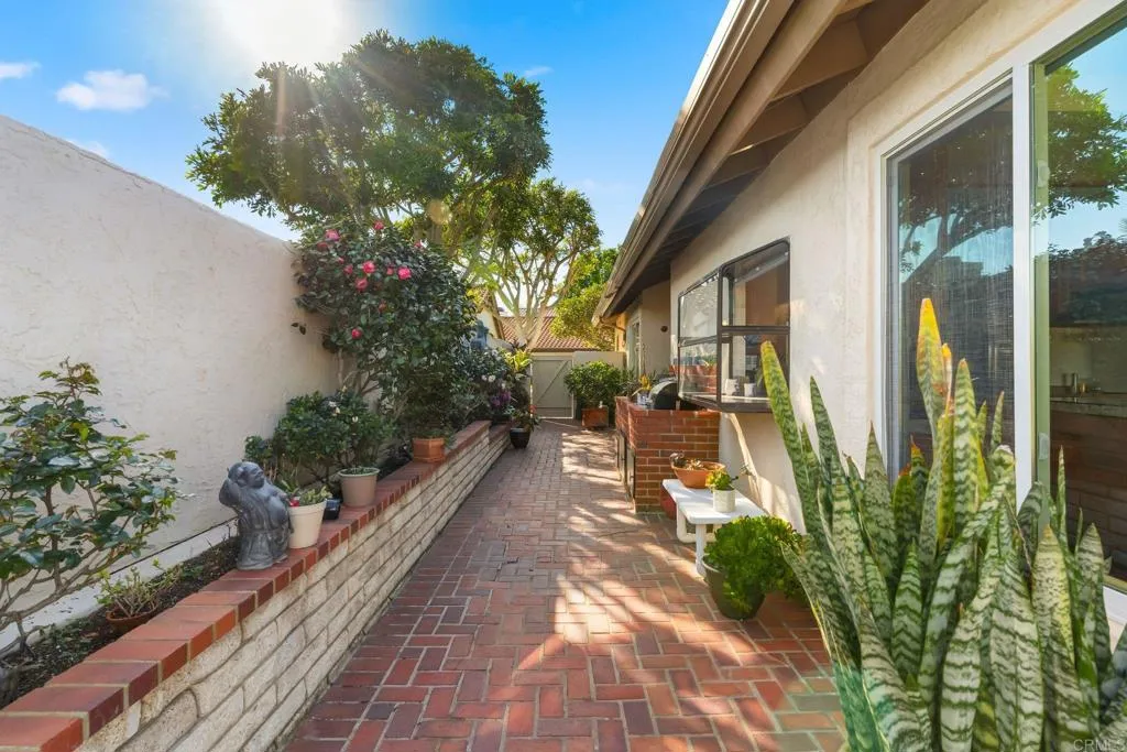 14911 Caminito Ladera, Del Mar, California 92014 home-pic-47