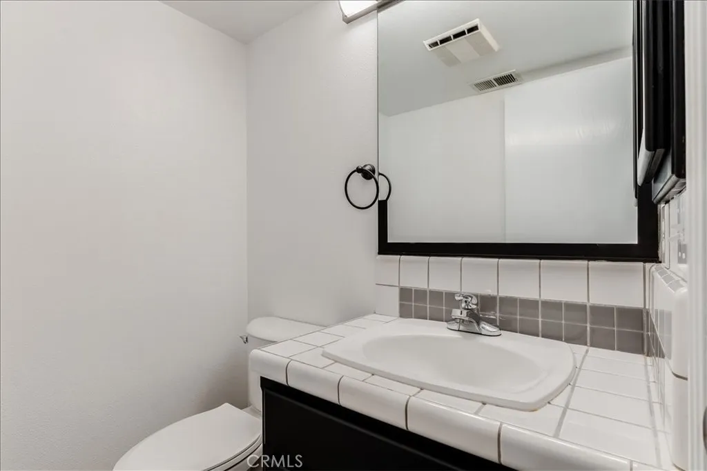 first floor 1/2 bath