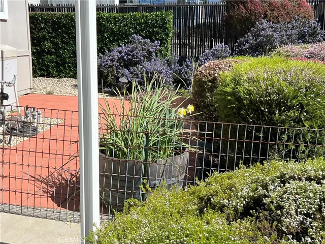 Fencing for Fido can easily be removed.