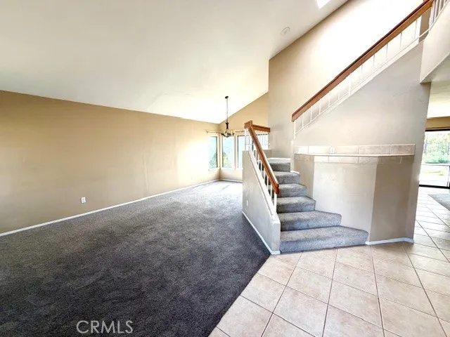 25455 Knollwood Drive, Murrieta, California 92563 home-pic-8