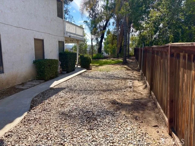 25455 Knollwood Drive, Murrieta, California 92563 home-pic-7