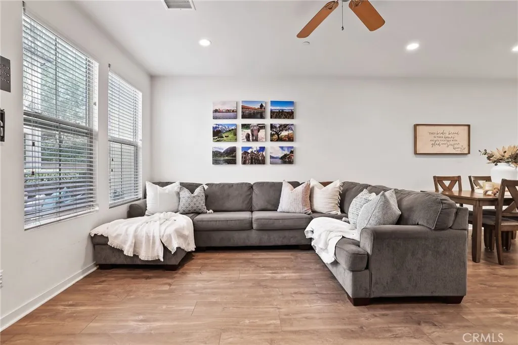 36 Savannah, Lake Forest, California 92630 home-pic-4