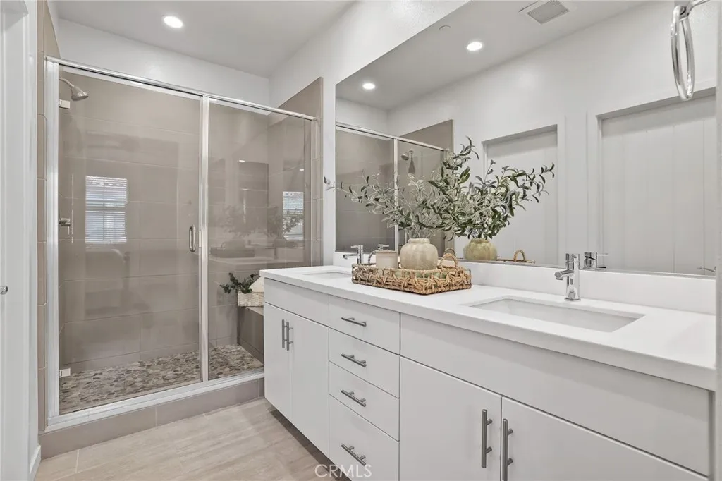36 Savannah, Lake Forest, California 92630 home-pic-17
