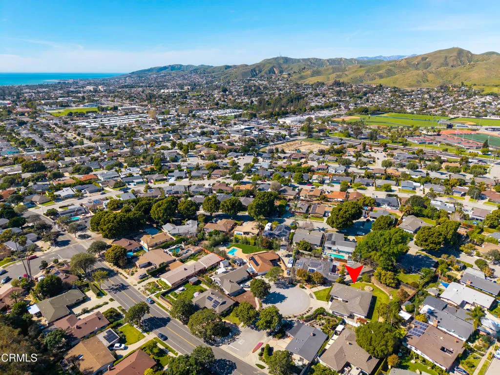 194 Dean Court, Ventura, California 93003 home-pic-37