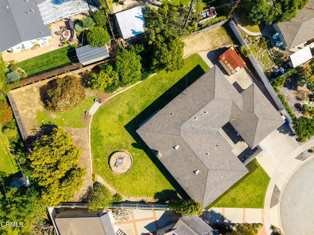 194 Dean Court, Ventura, California 93003 home-pic-35