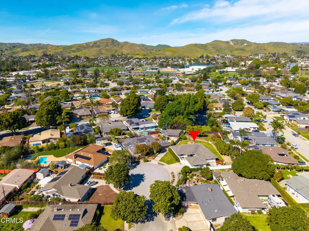 194 Dean Court, Ventura, California 93003 home-pic-36