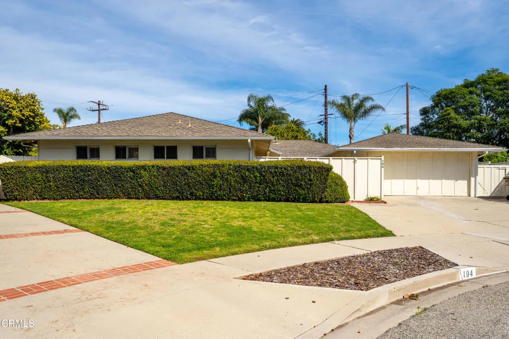 194 Dean Court, Ventura, California 93003 home-pic-1
