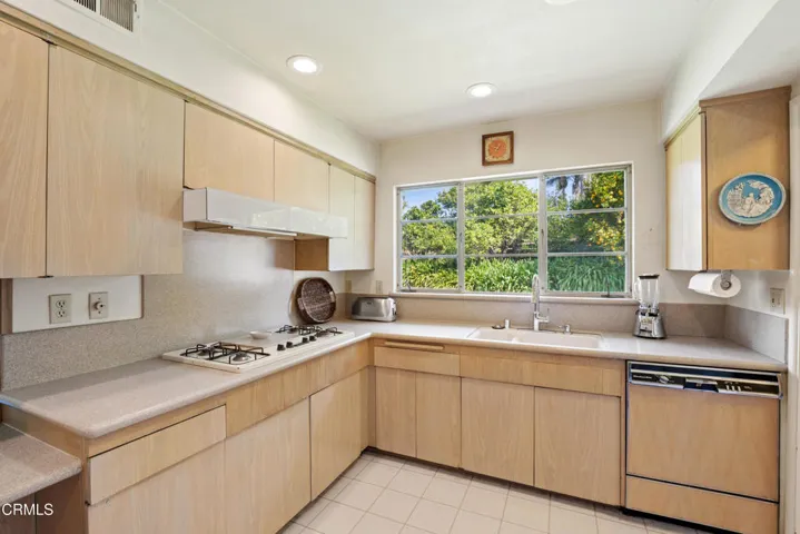 194 Dean Ct MLS-20