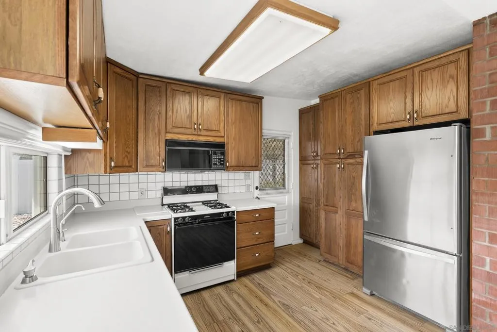 1054 Cuyamaca Ave, Chula Vista, California 91911 home-pic-8