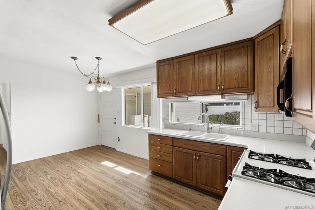 1054 Cuyamaca Ave, Chula Vista, California 91911 home-pic-9
