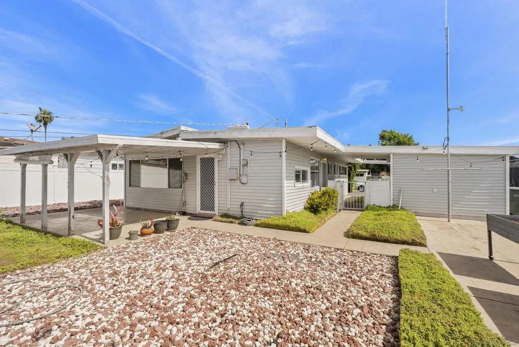 1054 Cuyamaca Ave, Chula Vista, California 91911 home-pic-24