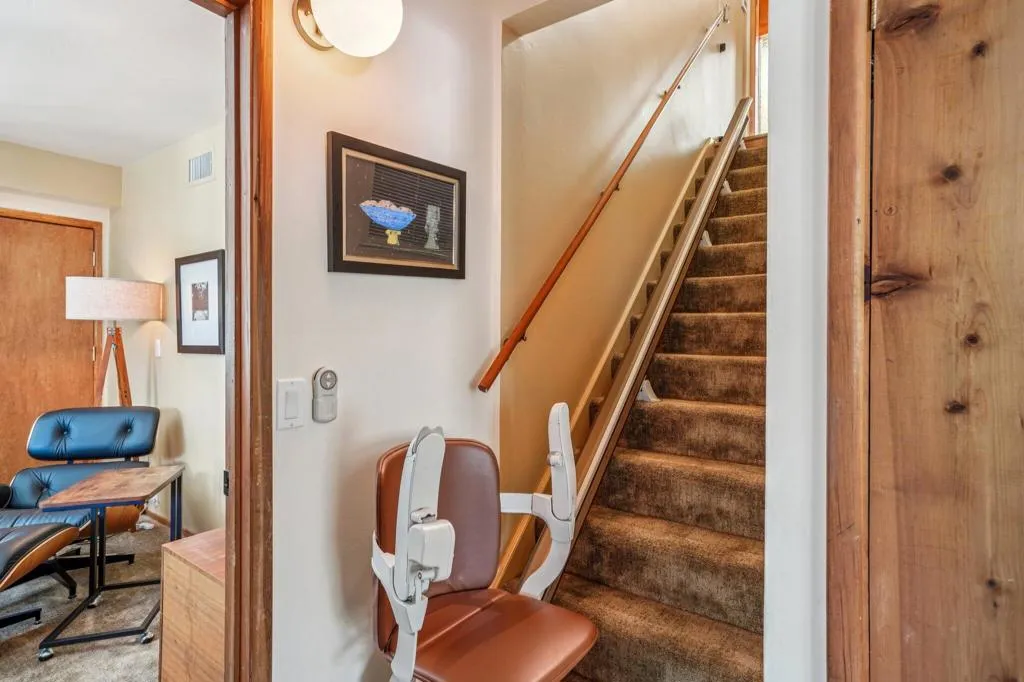 25284 Lakeview Drive, Idyllwild, California 92549 home-pic-36