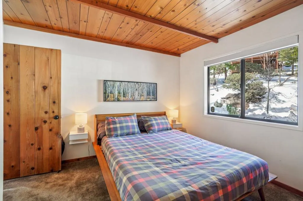 25284 Lakeview Drive, Idyllwild, California 92549 home-pic-30