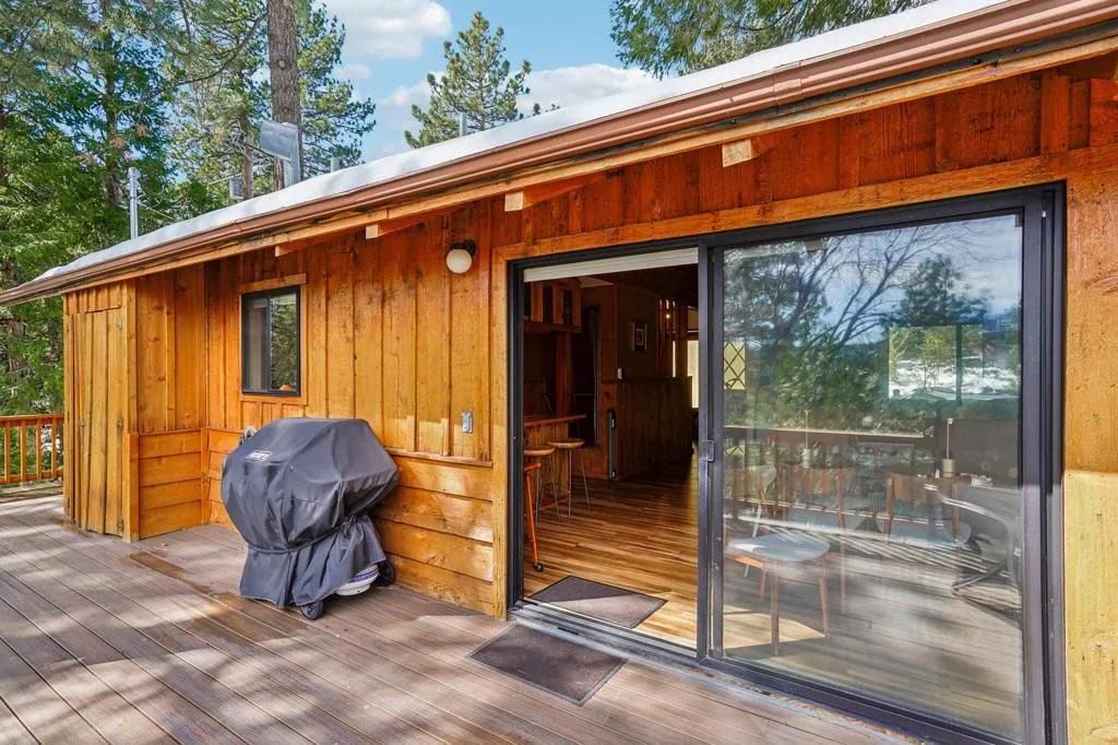 25284 Lakeview Drive, Idyllwild, California 92549 home-pic-49