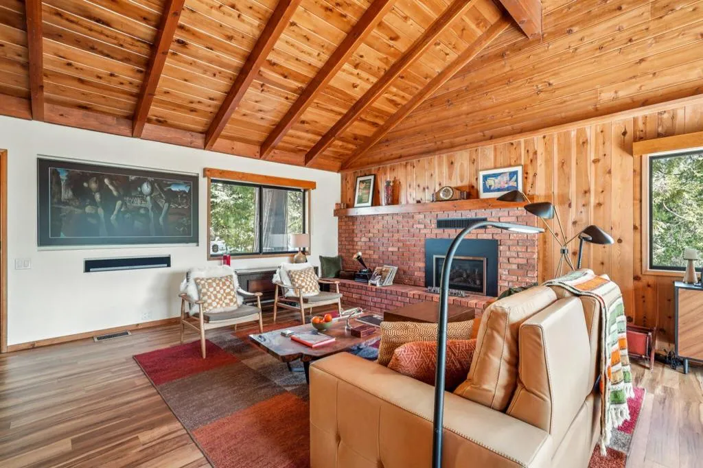 25284 Lakeview Drive, Idyllwild, California 92549 home-pic-7