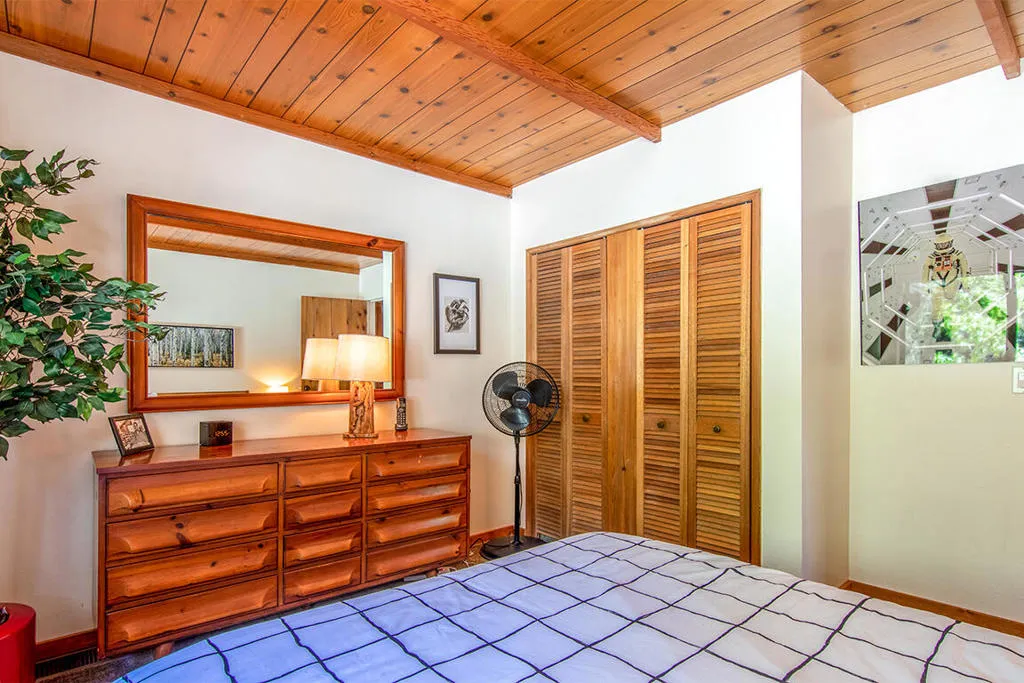 25284 Lakeview Drive, Idyllwild, California 92549 home-pic-31