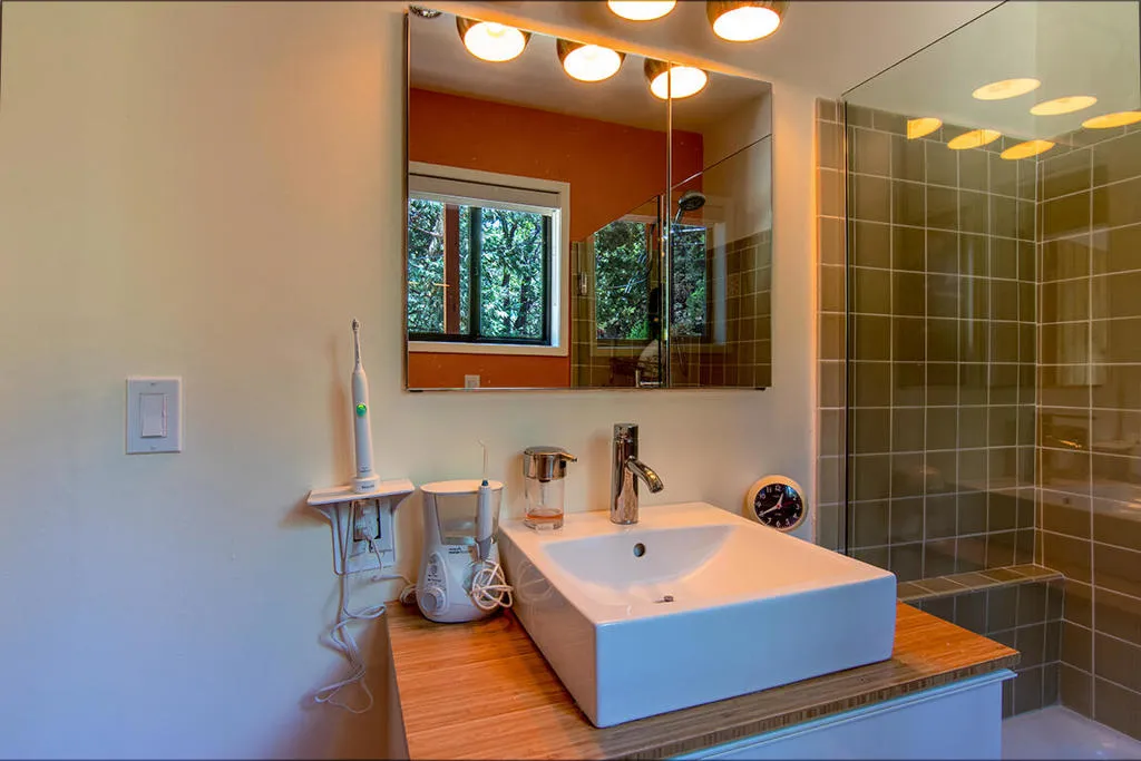 25284 Lakeview Drive, Idyllwild, California 92549 home-pic-28