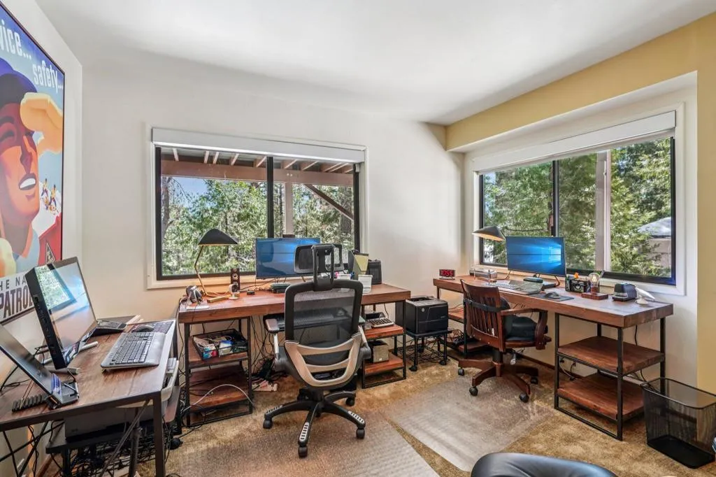 25284 Lakeview Drive, Idyllwild, California 92549 home-pic-42
