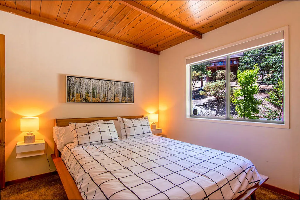 25284 Lakeview Drive, Idyllwild, California 92549 home-pic-34