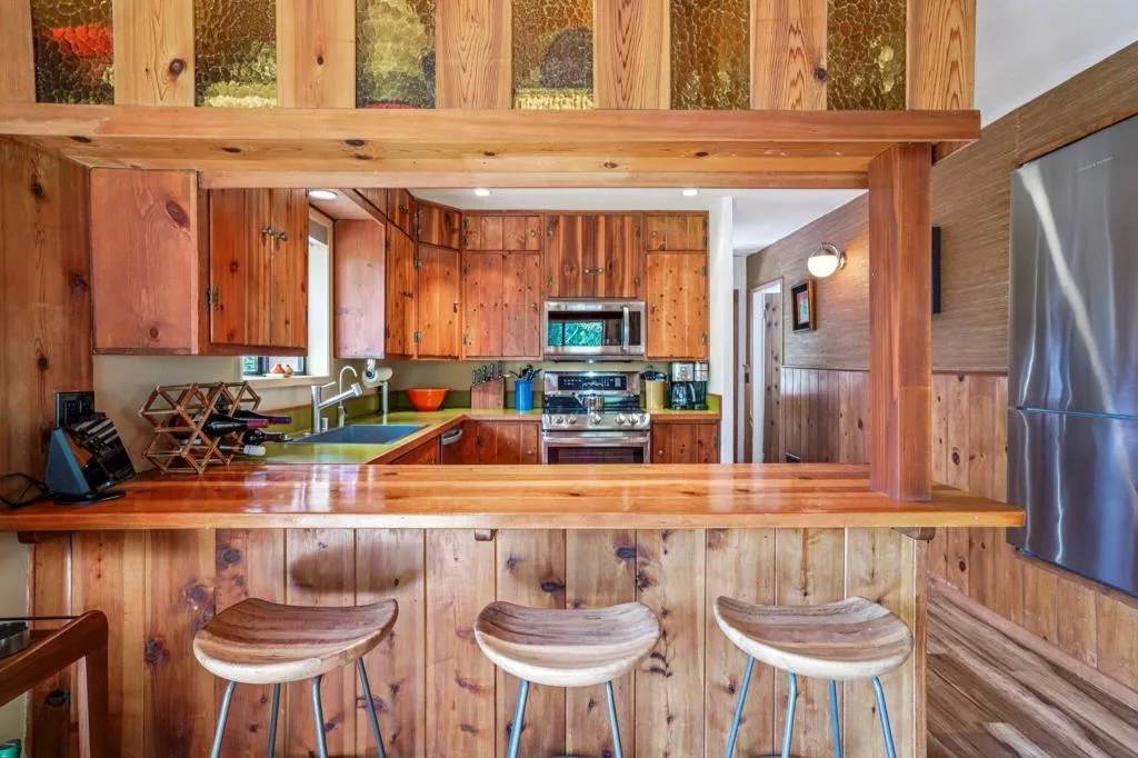 25284 Lakeview Drive, Idyllwild, California 92549 home-pic-19