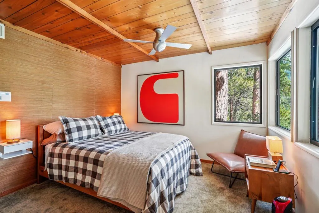 25284 Lakeview Drive, Idyllwild, California 92549 home-pic-37