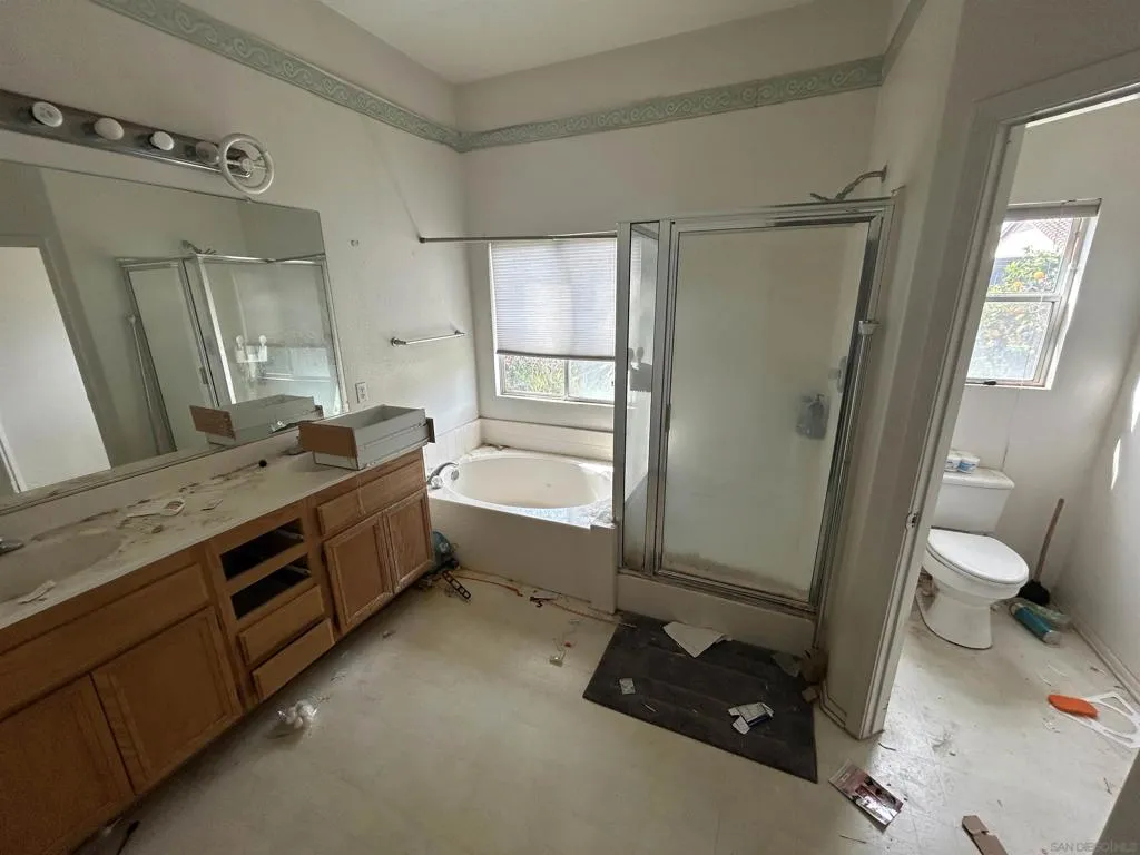 505 Portico Dr, Oceanside, California 92058 home-pic-15