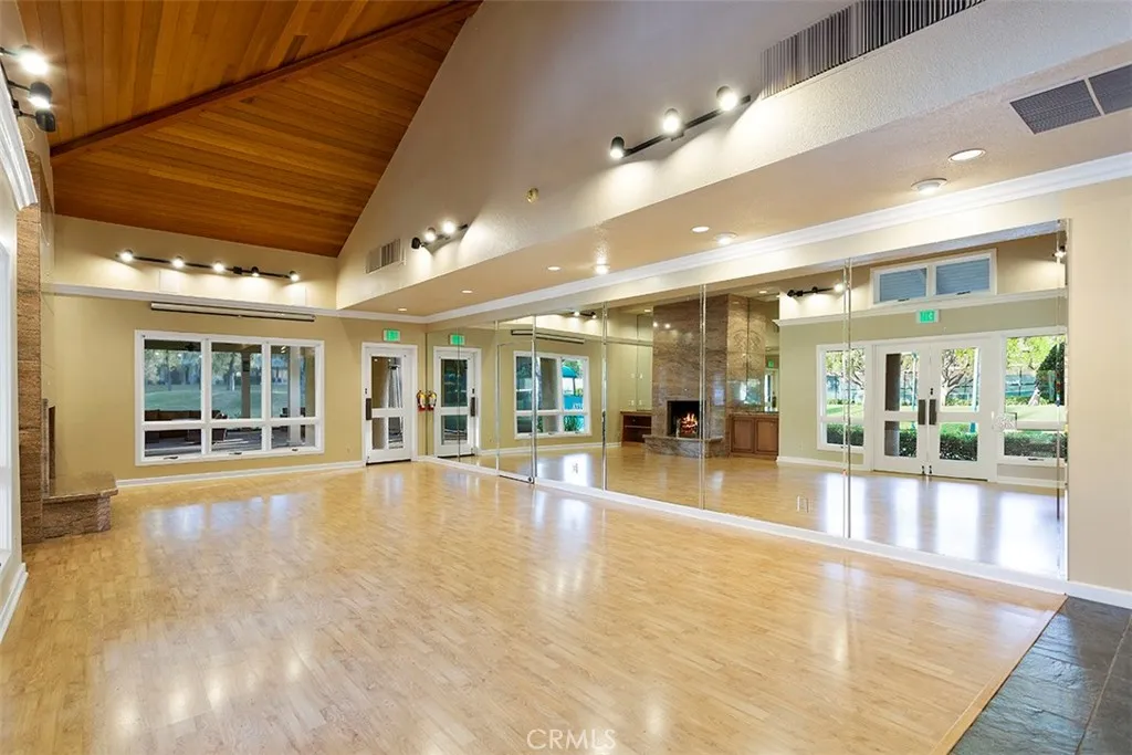 38260 Oaktree, Murrieta, California 92562 home-pic-63