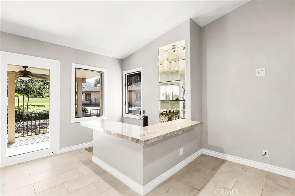 38260 Oaktree, Murrieta, California 92562 home-pic-10