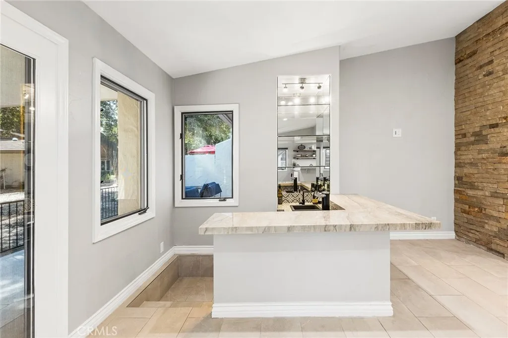 38260 Oaktree, Murrieta, California 92562 home-pic-23