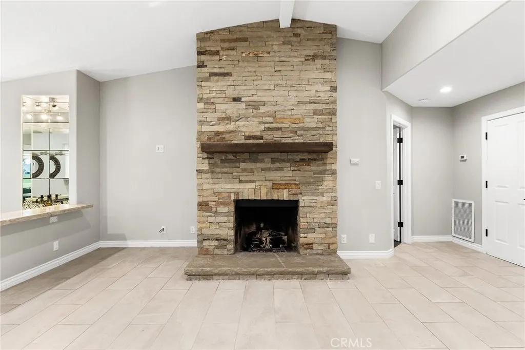 38260 Oaktree, Murrieta, California 92562 home-pic-9