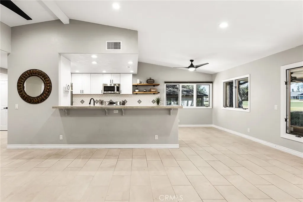 38260 Oaktree, Murrieta, California 92562 home-pic-14