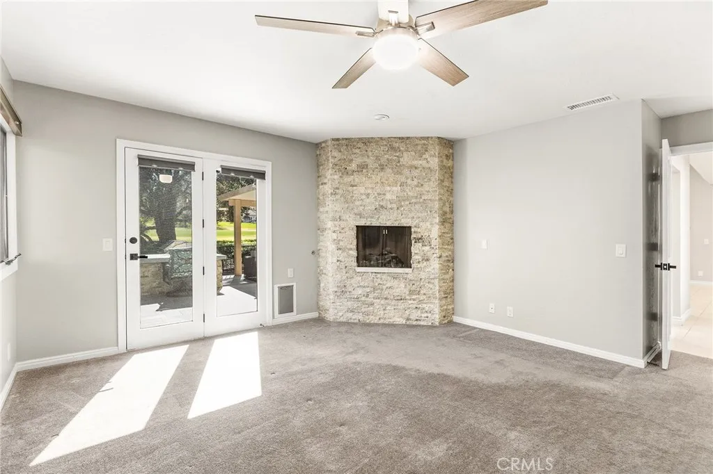 38260 Oaktree, Murrieta, California 92562 home-pic-27