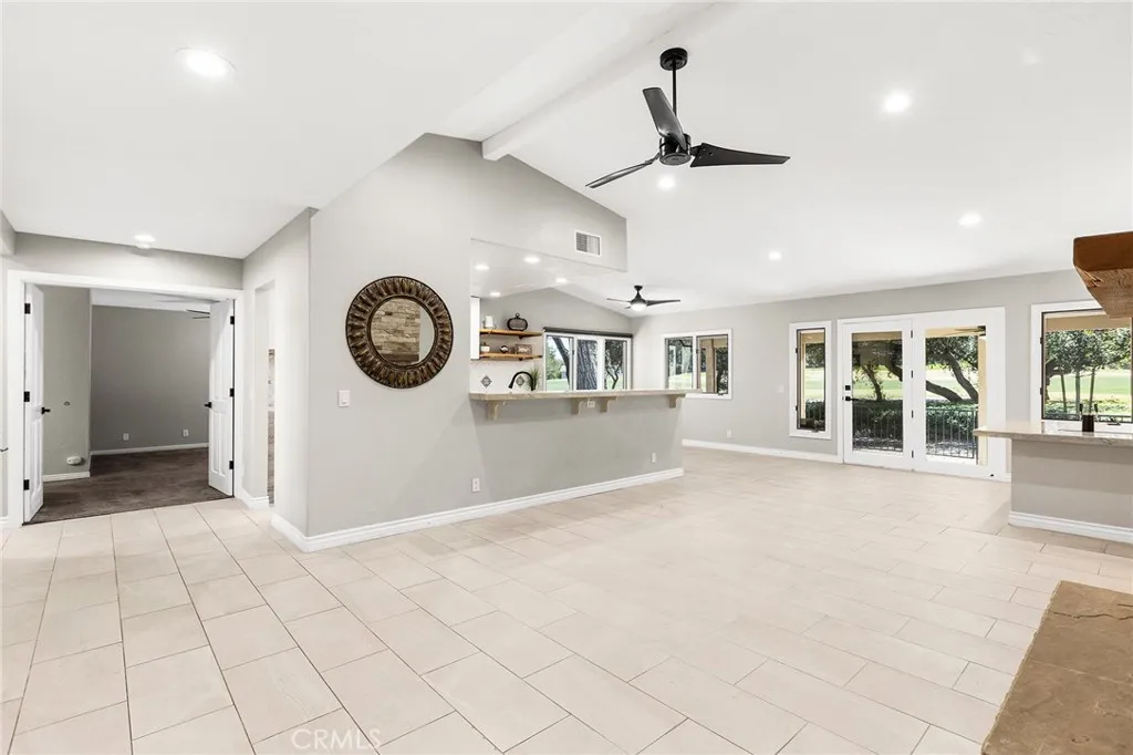 38260 Oaktree, Murrieta, California 92562 home-pic-6