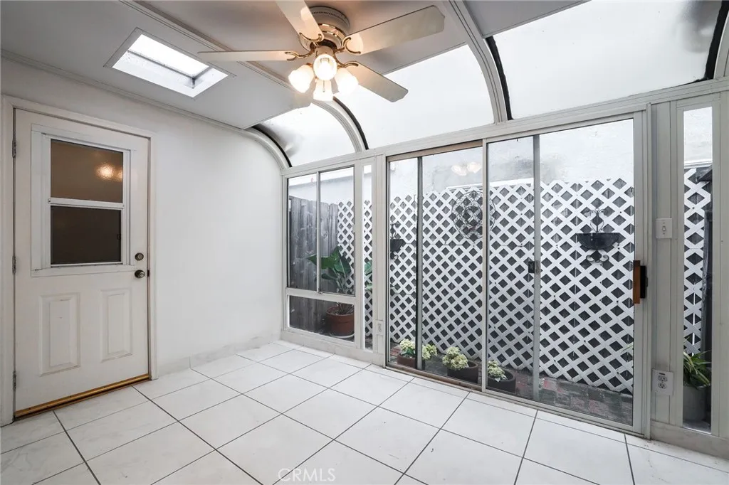 327 Walnut, Newport Beach, California 92663 home-pic-13